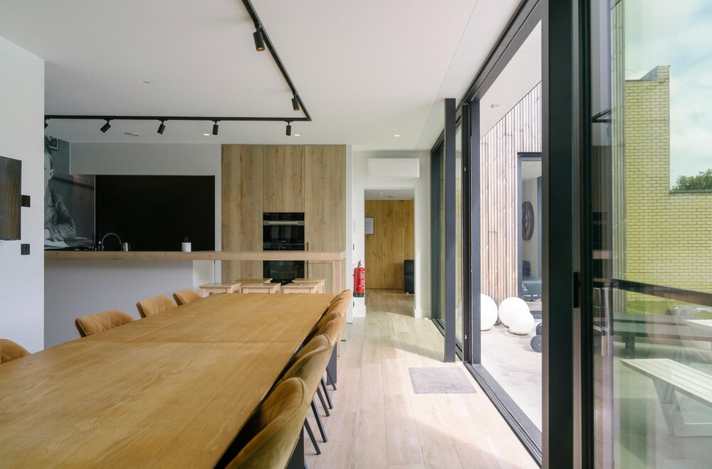 exclusieve-woning-met-zwembad-in-lo-reninge-012.jpg