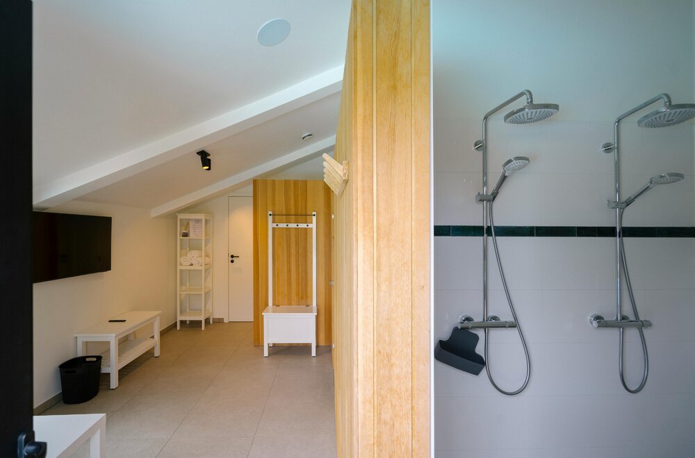 exclusieve-woning-met-zwembad-in-lo-reninge-024.jpg