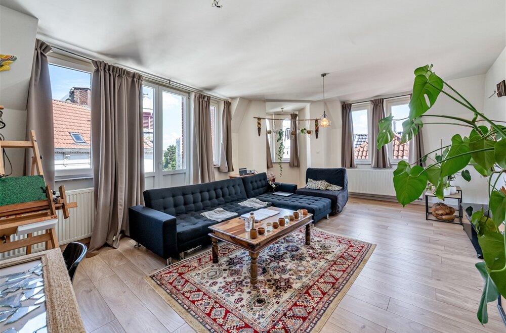 appartement-met-1-slaapkamer-vlakbij-grote-markt-aalst002.jpg