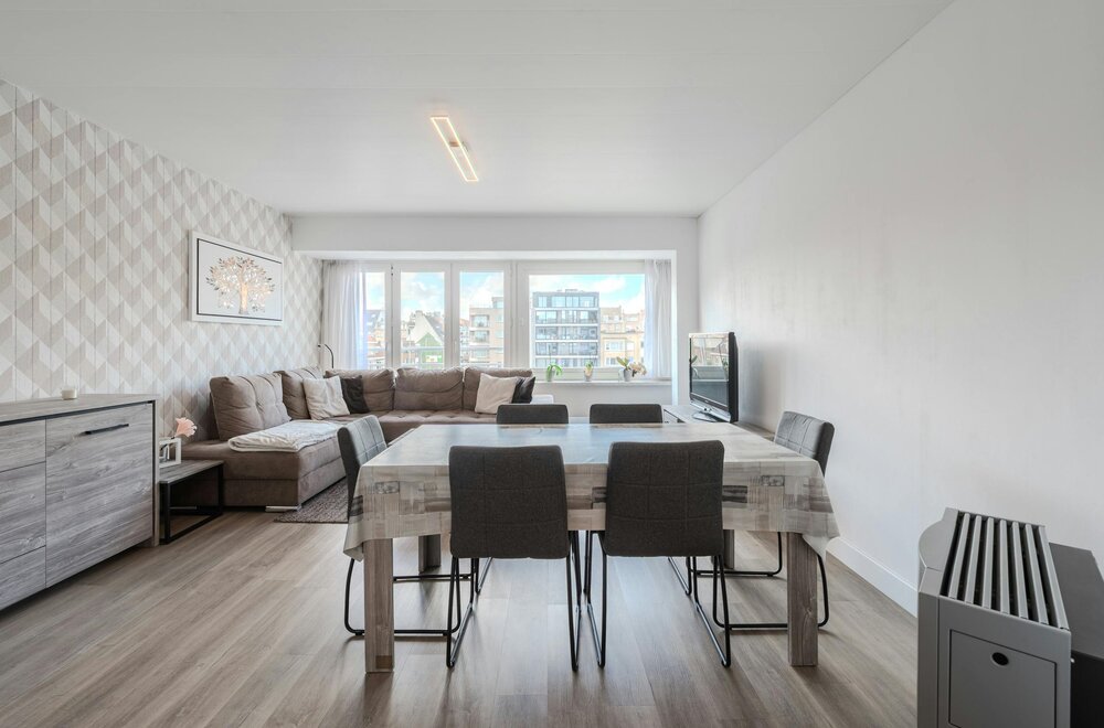 gerenoveerd-2-slaapkamer-appartement-vlakbij-de-zeedijk-005.jpg