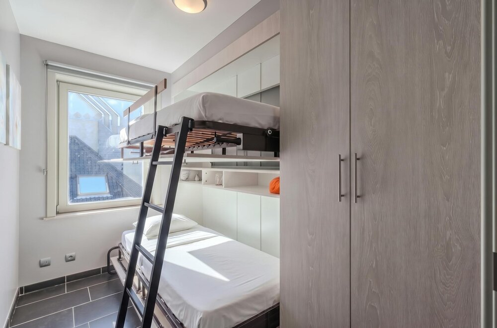 lichtrijk-hoekappartement-met-twee-slaapkamers-in-het-centrum-013.jpg
