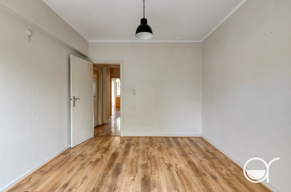 2-slaapkamerappartement-in-nabijheid-van-sint-pieterstation007.jpg
