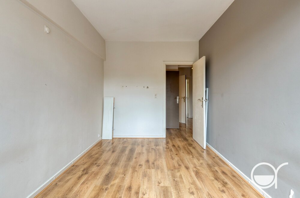 2-slaapkamerappartement-in-nabijheid-van-sint-pieterstation009.jpg