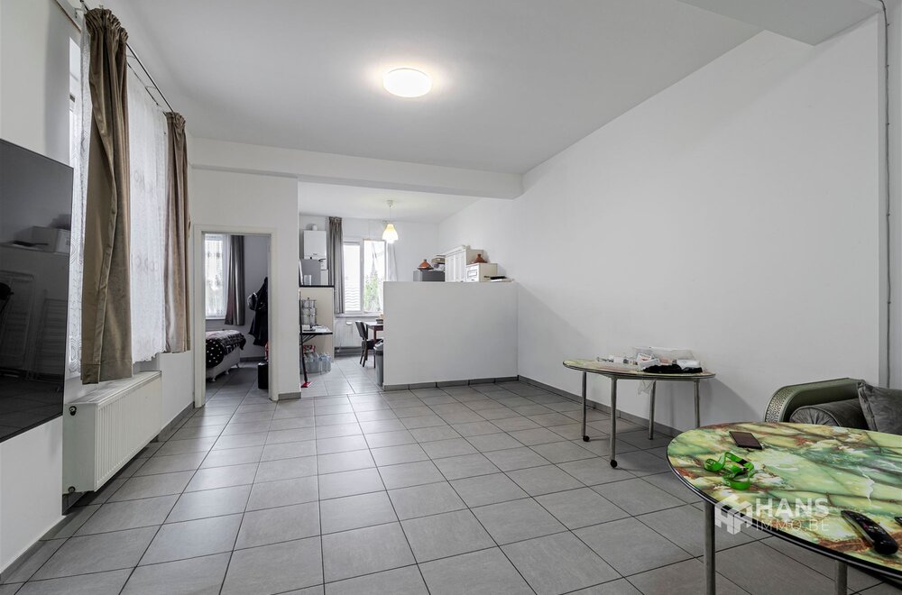 ruim-appartement-72-m-met-1-slaapkamer-in-antwerpen-2060-002.jpg
