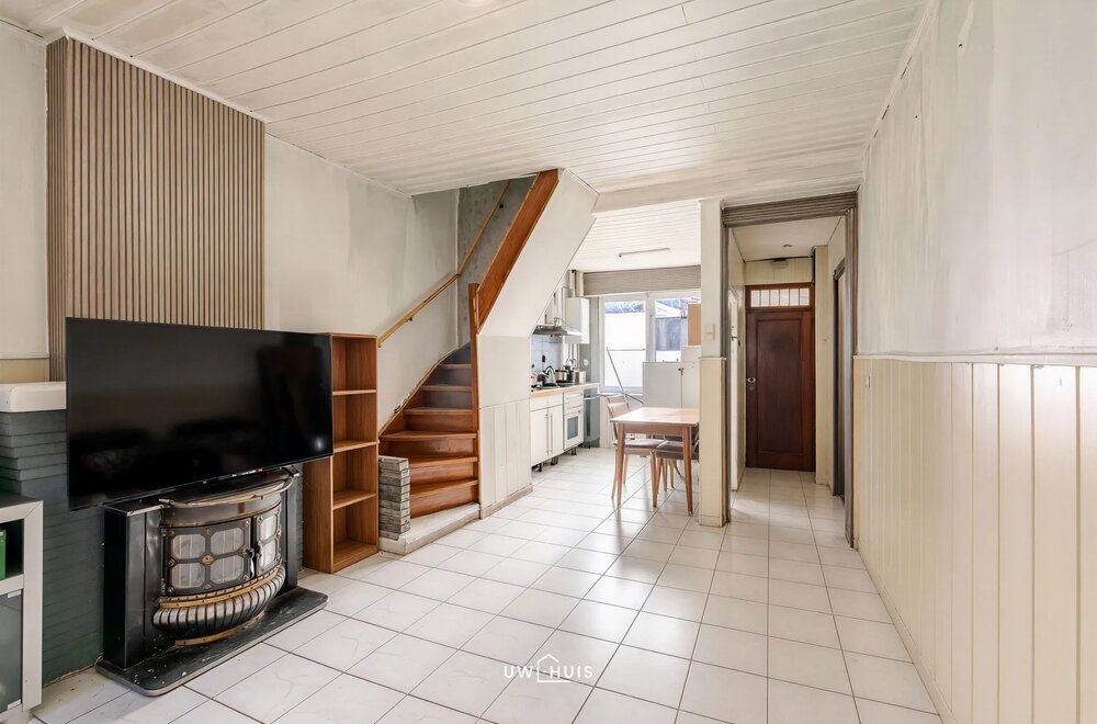 gezellige-rijwoning-klaar-voor-de-volgende-eigenaar-006.jpg