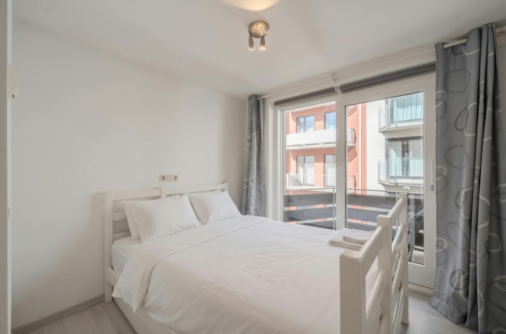gerenoveerd-appartement-met-1-slaapkamer-vlakbij-de-zeedijk-010.jpg