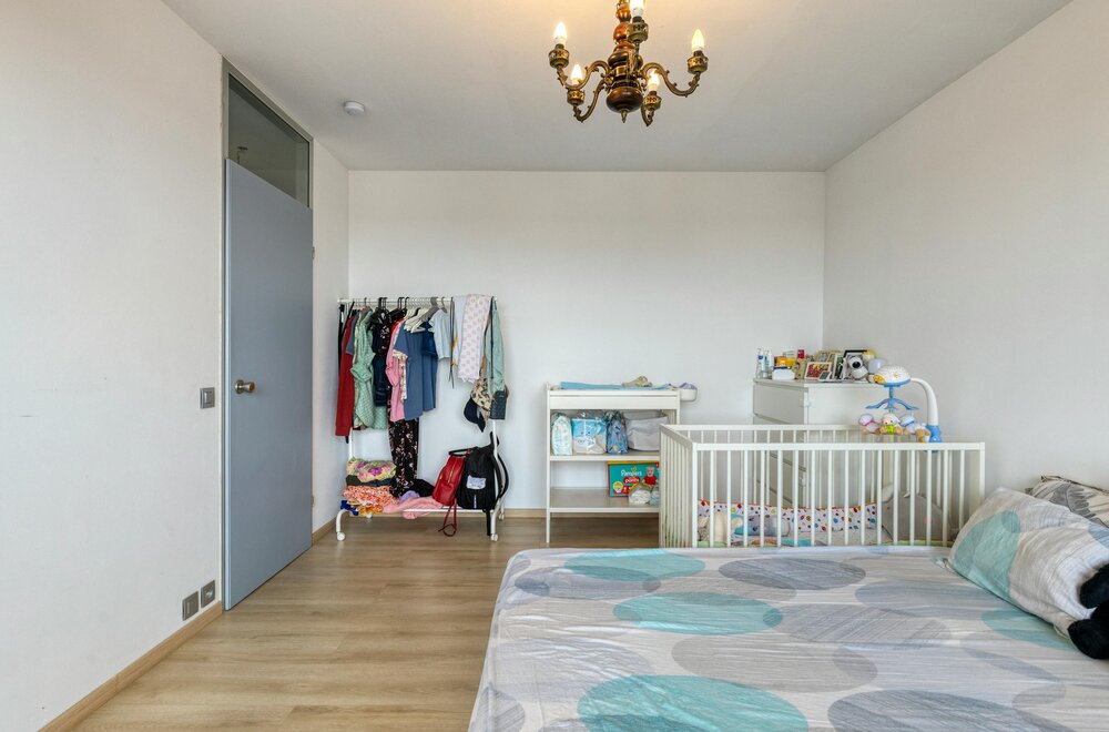 instapklaar-appartement-op-13de-verdieping-te-borgerhout-009.jpg