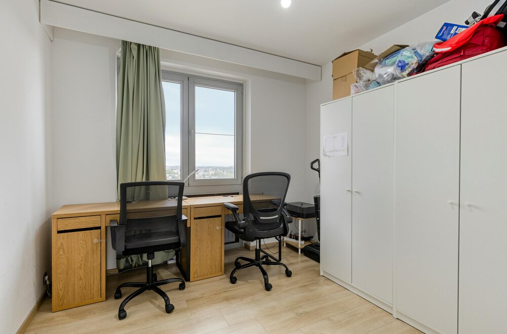 instapklaar-appartement-op-13de-verdieping-te-borgerhout-010.jpg