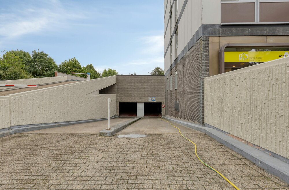 ruim-appartement-epc-a-op-13de-verdieping-te-borgerhout-018.jpg
