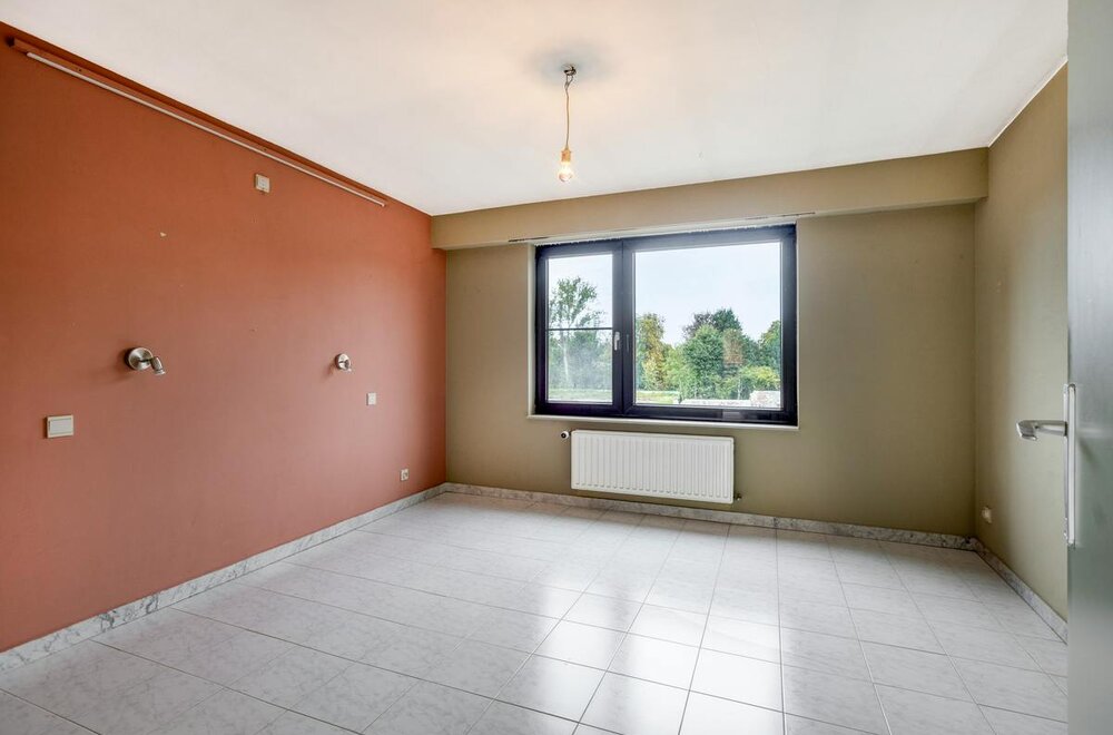 instapklaar-2-kamerappartement-in-hartje-poperinge016.jpg