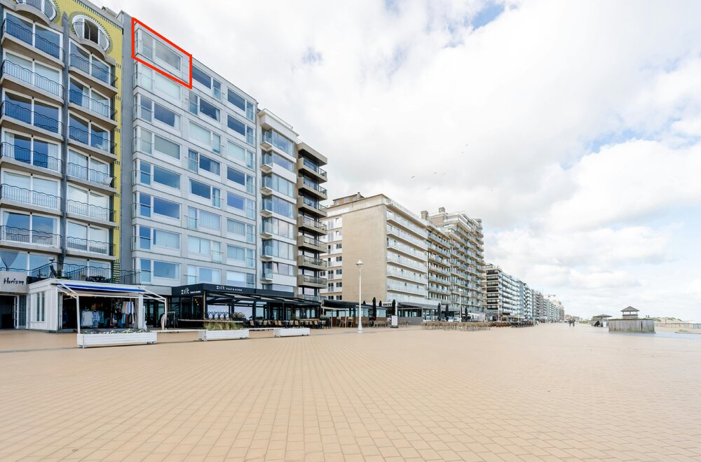 prachtig-gerenoveerd-appartement-met-frontaal-zeezicht002.jpg