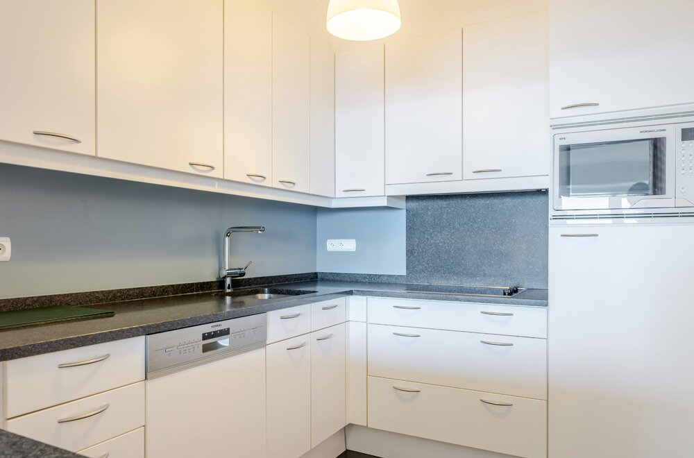 prachtig-gerenoveerd-appartement-met-frontaal-zeezicht006.jpg