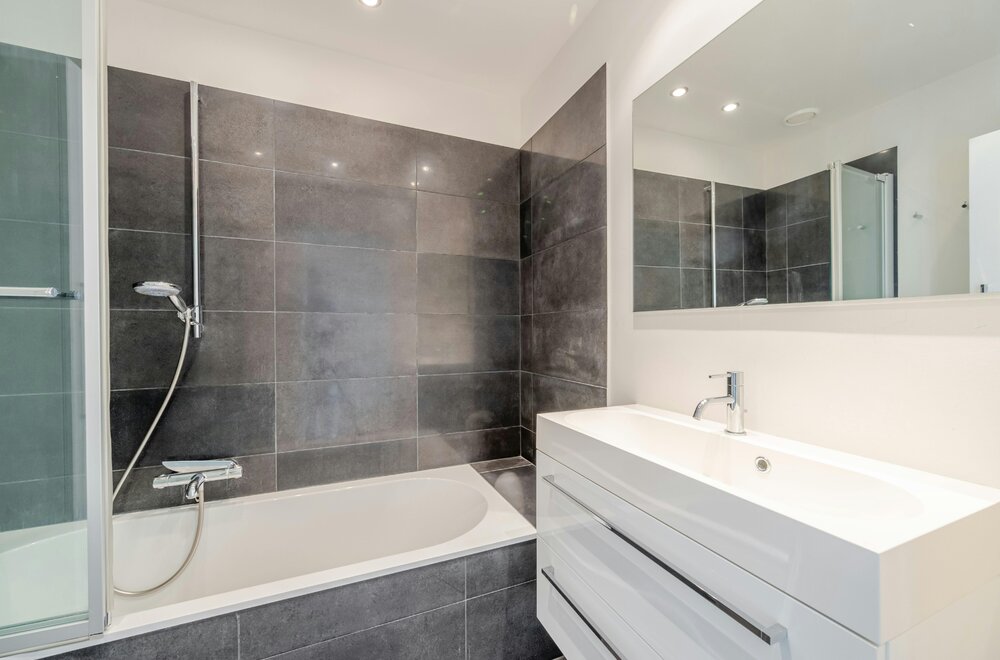 prachtig-gerenoveerd-appartement-met-frontaal-zeezicht009.jpg
