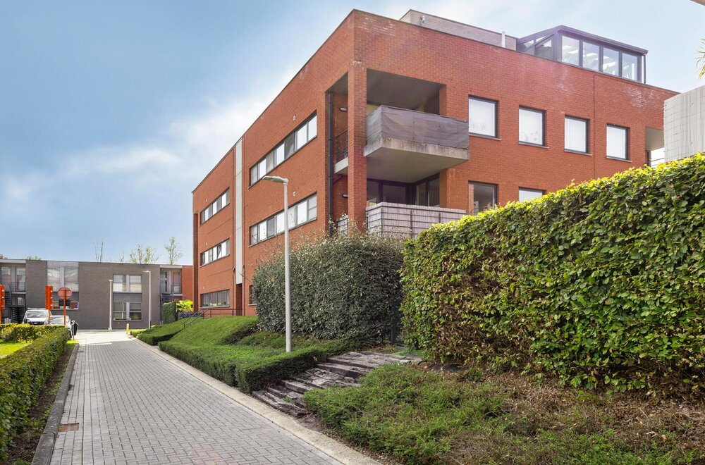 centraal-gelegen-2-slaapkamerappartement-met-terras-te-hasselt018.jpg