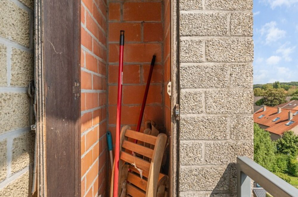 goed-gelegen-appartement-met-2-slaapkamers-een-terras-en-een-garagebox-te-kessel-lo-016.jpg