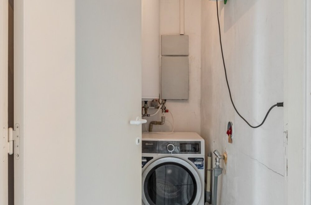 goed-gelegen-appartement-met-2-slaapkamers-een-terras-en-een-garagebox-te-kessel-lo-023.jpg