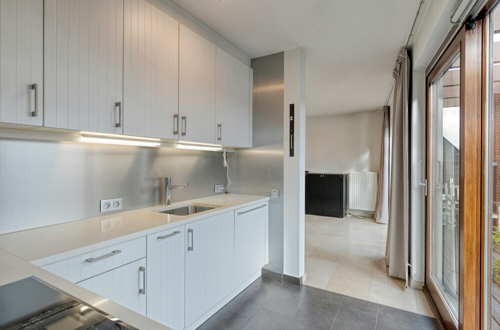lichtrijk-appartement-met-3-slaapkamers-te-koop-in-brugge006.jpg