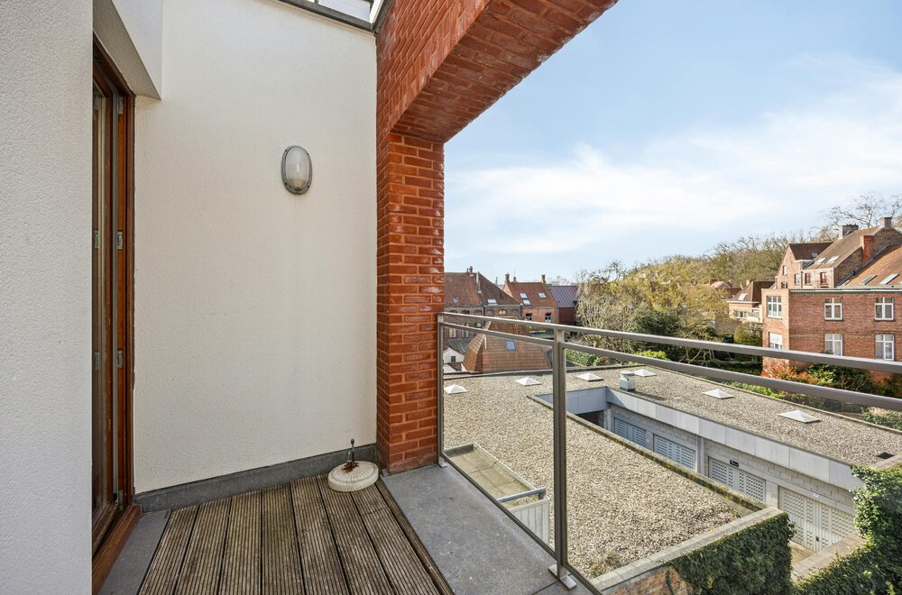 lichtrijk-appartement-met-3-slaapkamers-te-koop-in-brugge007.jpg