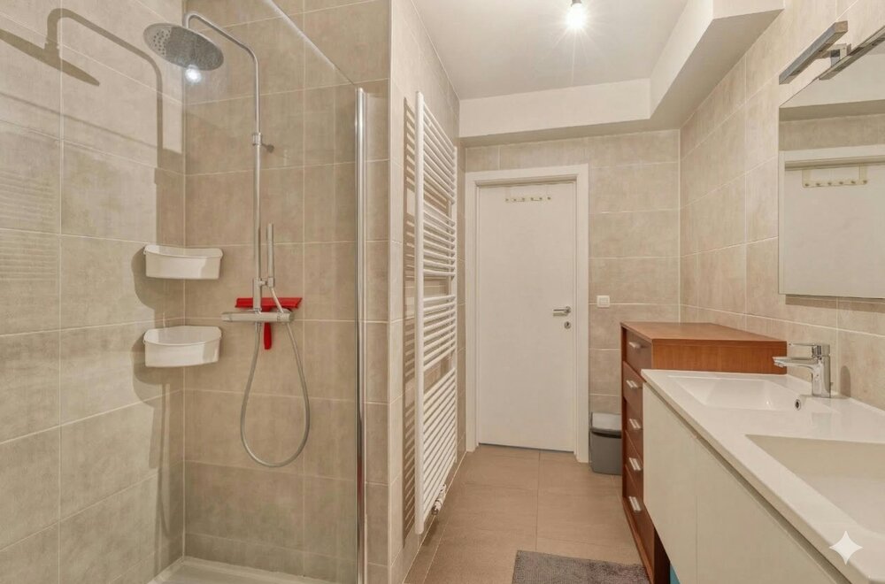 lichtrijk-appartement-te-koop-met-twee-slaapkamers-013.jpg
