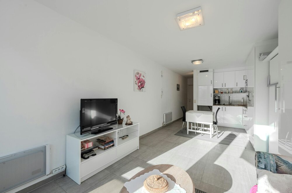 zonnige-studio-te-koop-in-het-centrum-van-middelkerke002.jpg