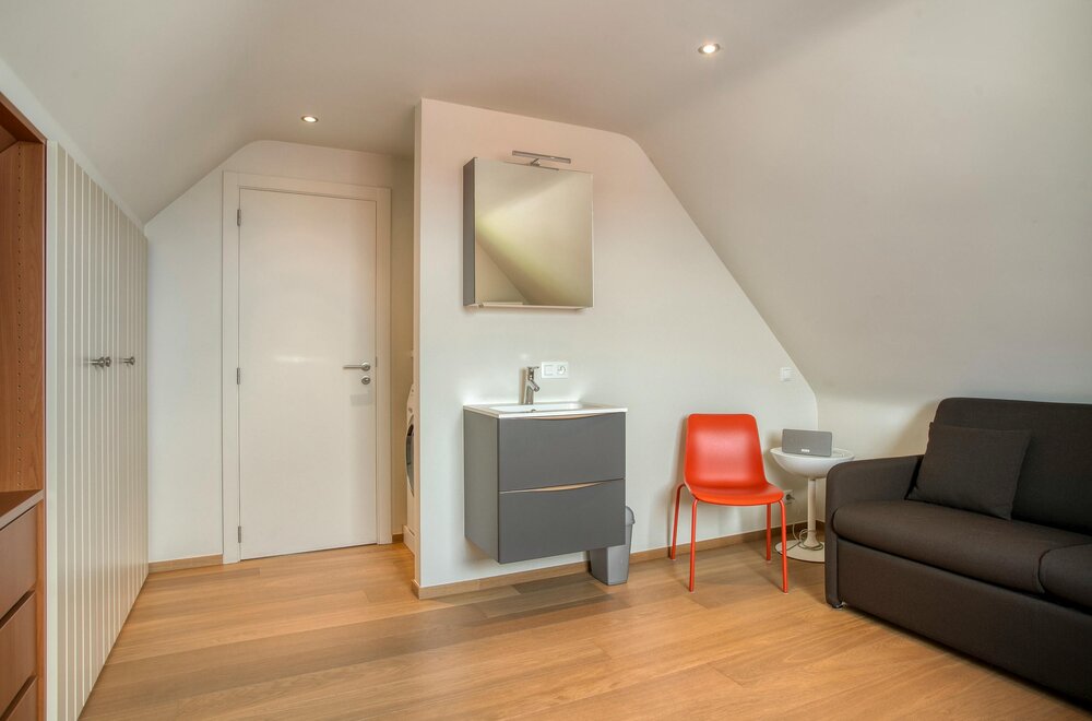 appartement-met-twee-slaapkamers-en-terras-te-koop-in-brugge013.jpg