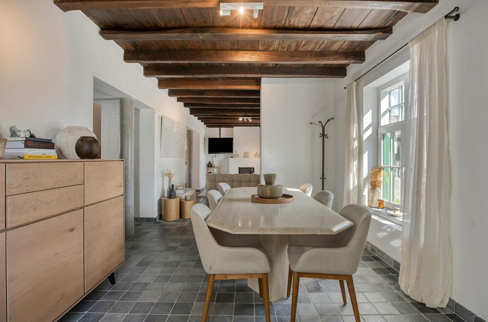 een-gerenoveerd-meesterwerk-in-hartje-hansbeke009.jpg