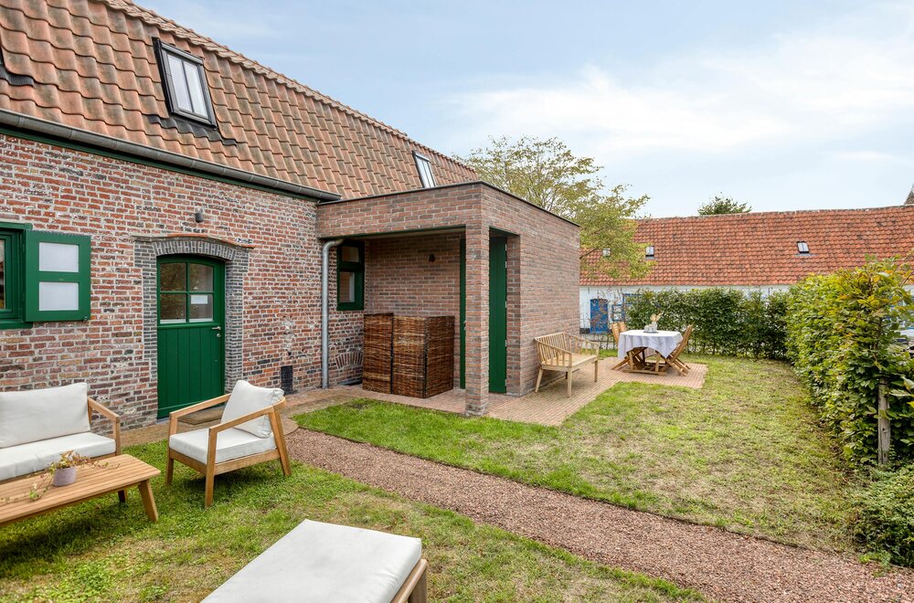 een-gerenoveerd-meesterwerk-in-hartje-hansbeke018.jpg