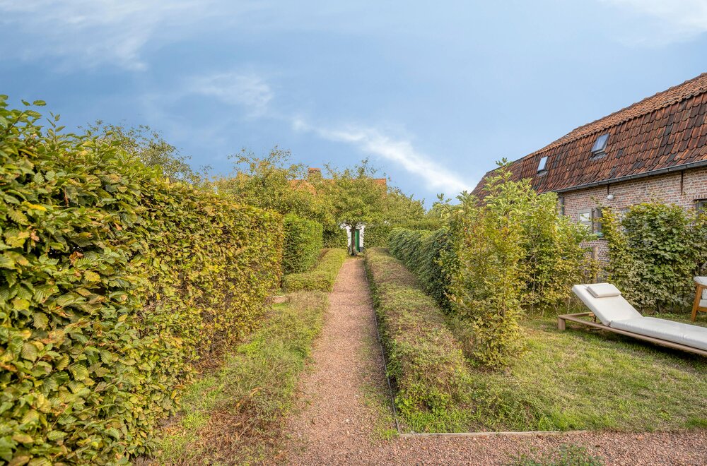 een-gerenoveerd-meesterwerk-in-hartje-hansbeke019.jpg