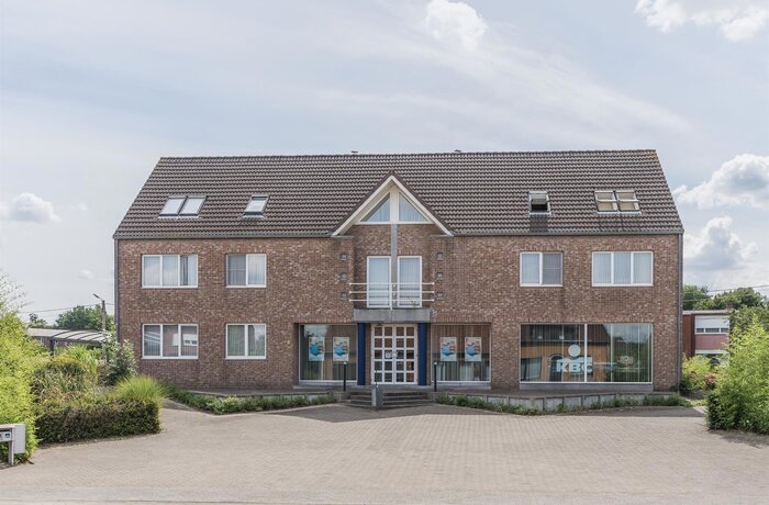 2230 Herselt