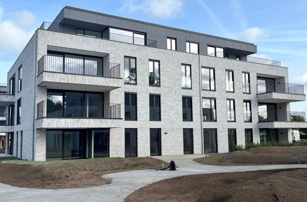 prachtig-nieuwbouw-appartement-138m-met-3-slaapkamers-2-badkamers001.jpg