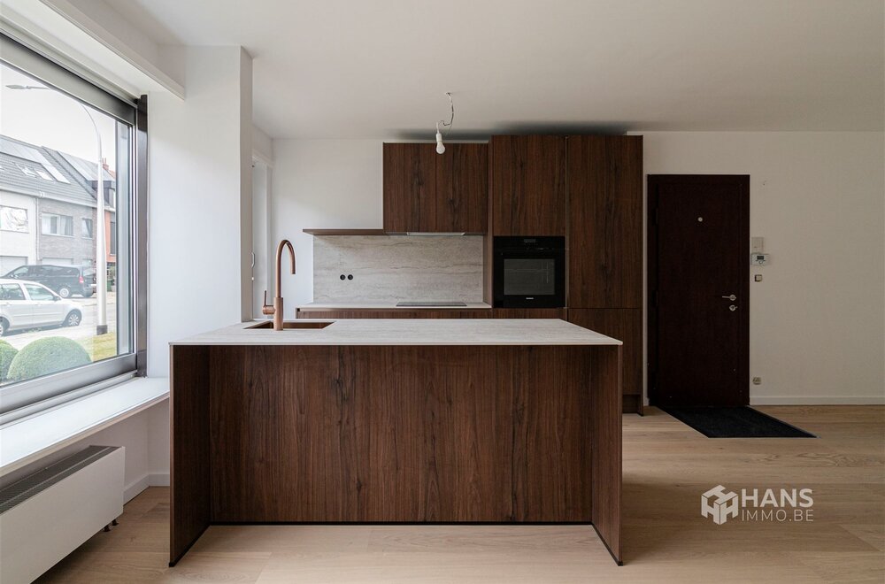 gerenoveerd-appartement-73m-met-2-slaapkamers-garage-en-tuin-in-boechout005.jpg