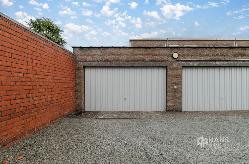 gerenoveerd-appartement-73m-met-2-slaapkamers-garage-en-tuin-in-boechout022.jpg