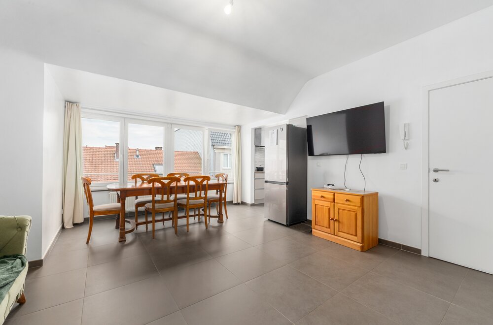 opbrengsteigendom-met-3-appartementen-aan-5-1-rendement005.jpg
