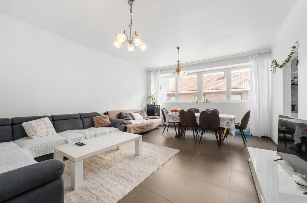 opbrengsteigendom-met-3-appartementen-aan-5-1-rendement002.jpg