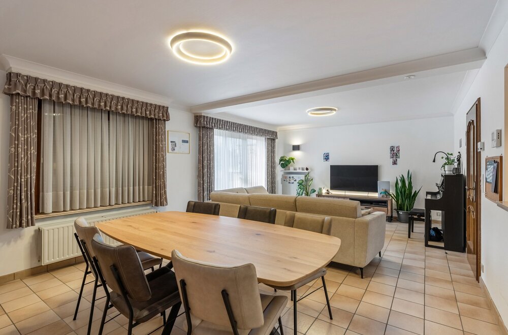 instapklaar-2slpk-appartement-centrum-herent-111m-grote-garage-en-grote-kelder004.jpg