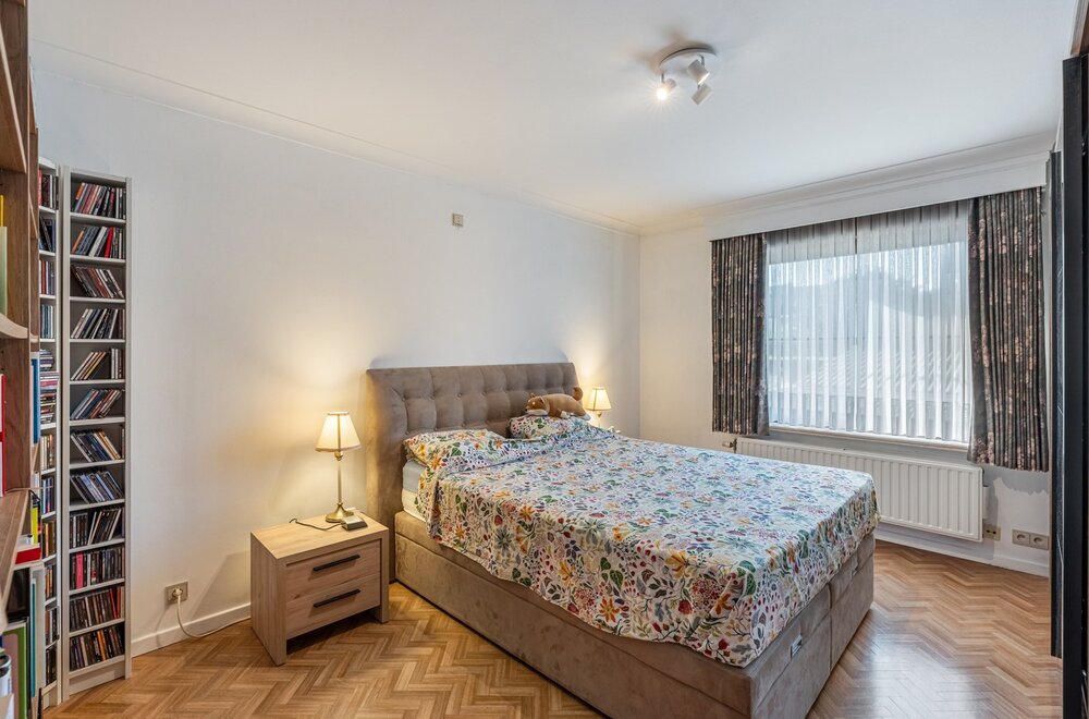 instapklaar-2slpk-appartement-centrum-herent-111m-grote-garage-en-grote-kelder012.jpg