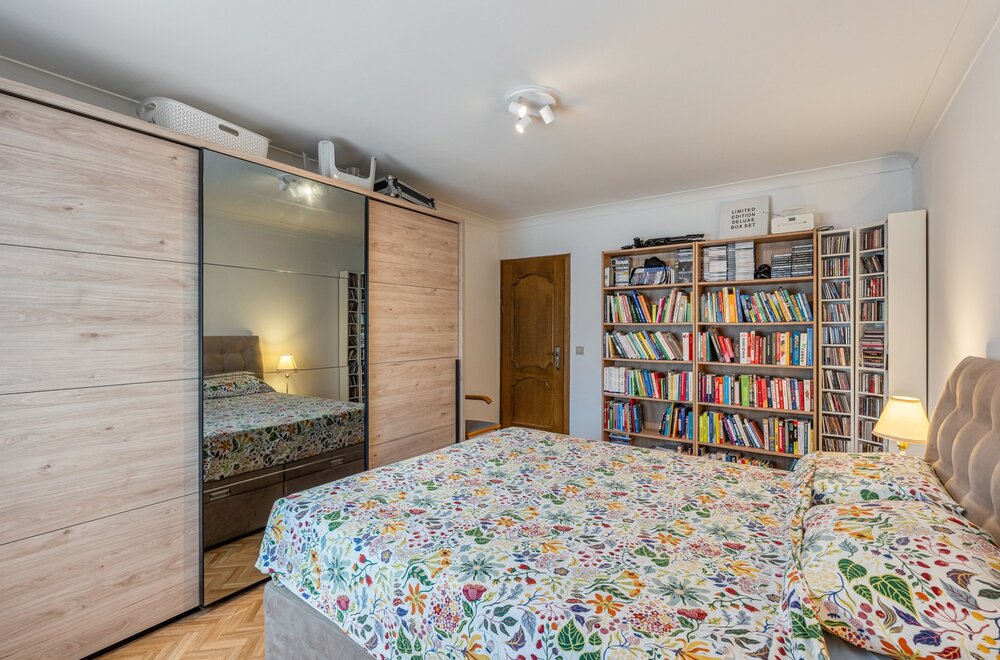 instapklaar-2slpk-appartement-centrum-herent-111m-grote-garage-en-grote-kelder013.jpg