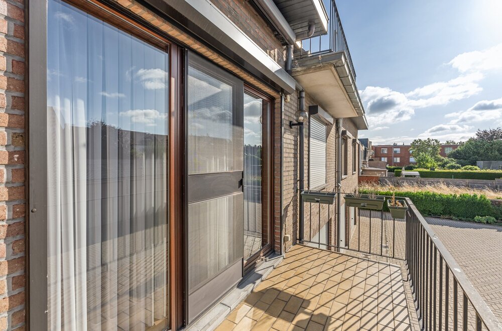 instapklaar-2slpk-appartement-centrum-herent-111m-grote-garage-en-grote-kelder016.jpg