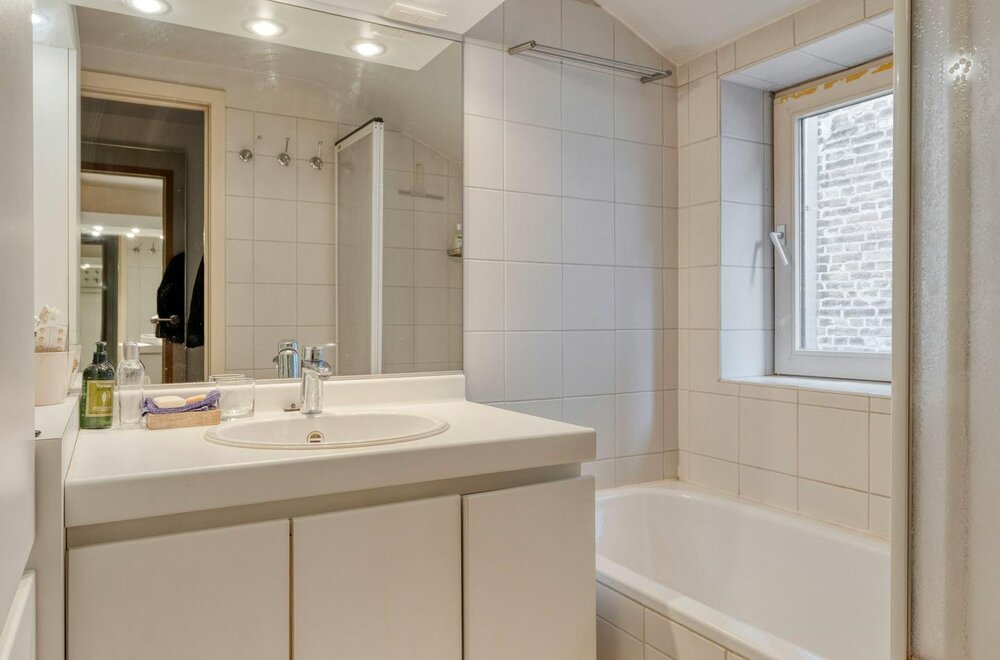 appartement-met-twee-slaapkamers-te-koop-in-brugge010.jpg