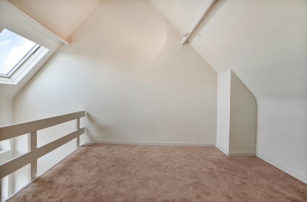 ruim-appartement-met-1-slaapkamer-te-koop-in-brugge005.jpg