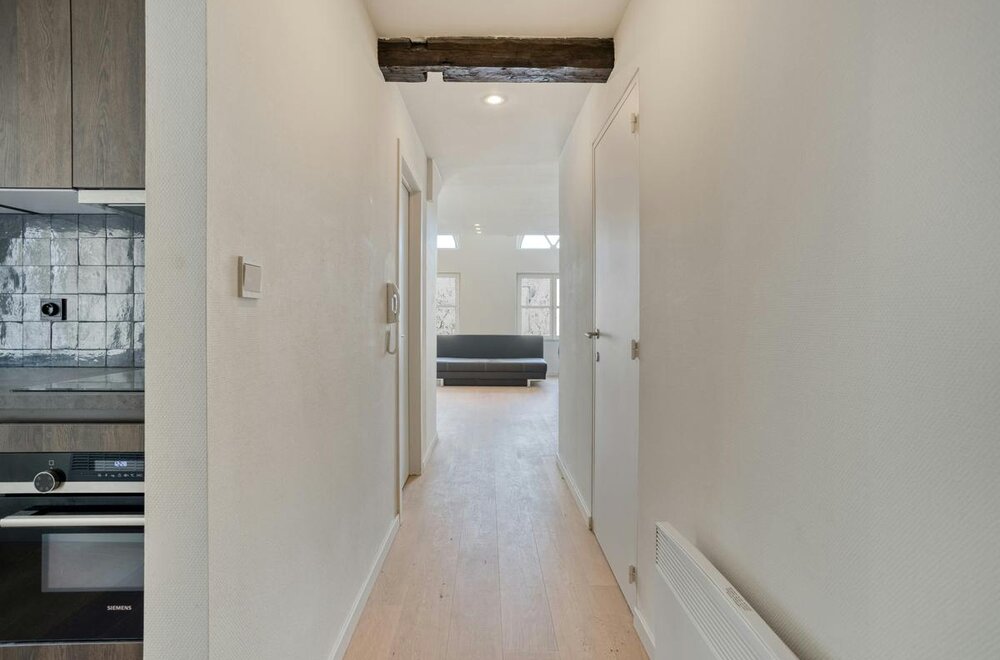 ruim-appartement-met-1-slaapkamer-te-koop-in-brugge006.jpg