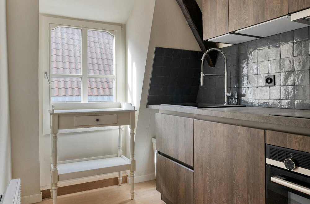 ruim-appartement-met-1-slaapkamer-te-koop-in-brugge007.jpg