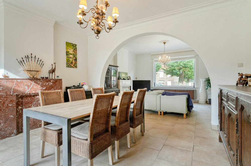 gerenoveerde-burgerwoning-te-koop-in-velzeke-zottegem-003.jpg