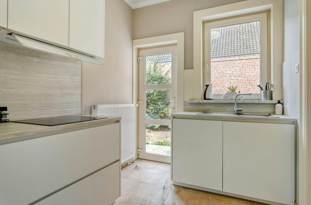 gerenoveerde-burgerwoning-te-koop-in-velzeke-zottegem-007.jpg