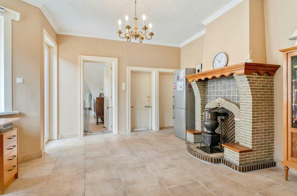 gerenoveerde-burgerwoning-te-koop-in-velzeke-zottegem-008.jpg