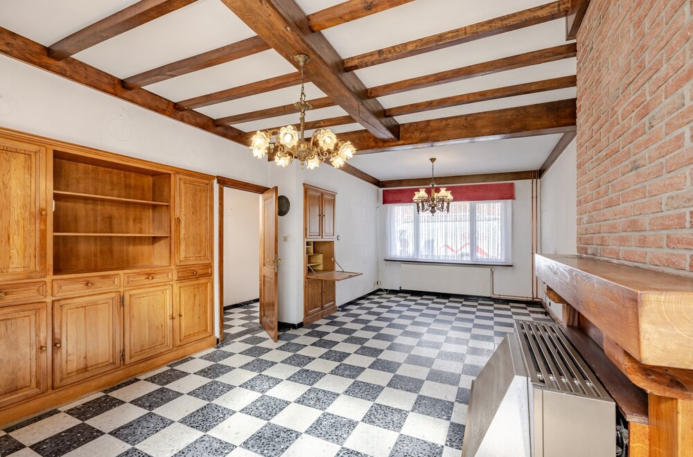 te-renoveren-woning-met-3-slks-en-zuidgerichte-tuin008.jpg