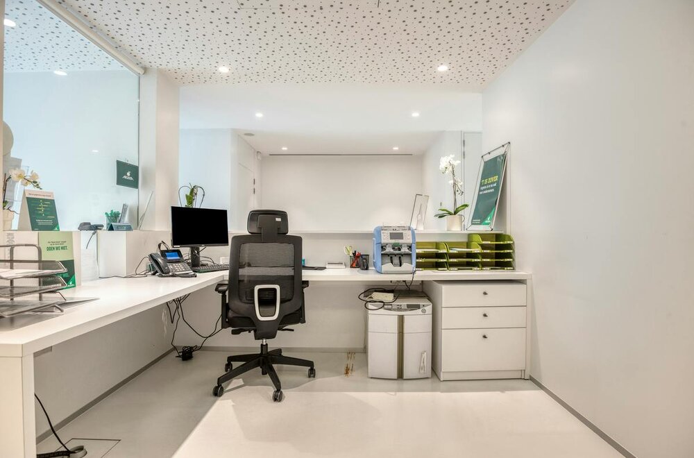 verhuurde-opbrengsteigendom-met-handelsruimte-en-duplex-007.jpg