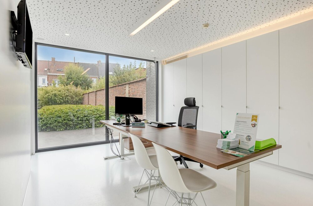 verhuurde-opbrengsteigendom-met-handelsruimte-en-duplex-008.jpg