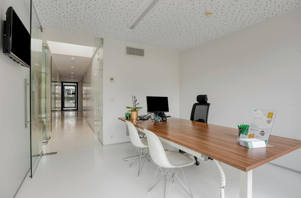 verhuurde-opbrengsteigendom-met-handelsruimte-en-duplex-009.jpg