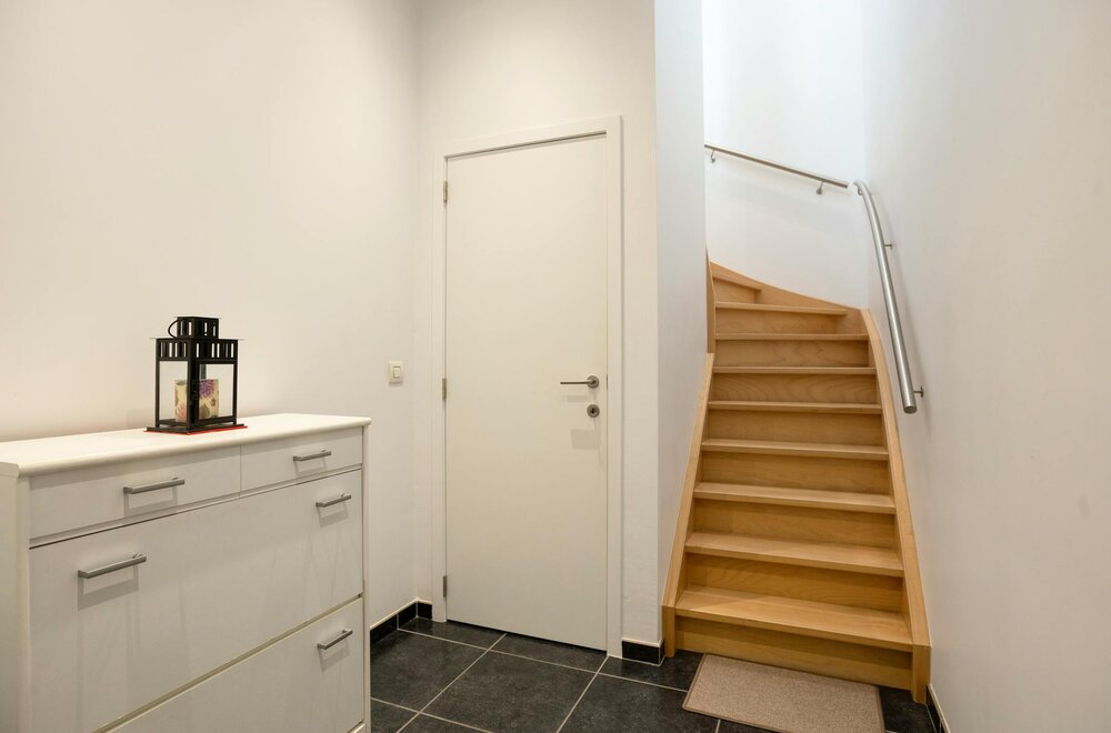 verhuurde-opbrengsteigendom-met-handelsruimte-en-duplex-011.jpg
